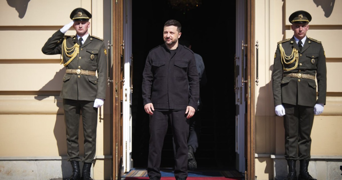 Зеленський готовий до прямих переговорів із Росією після припинення вогню, — Axios