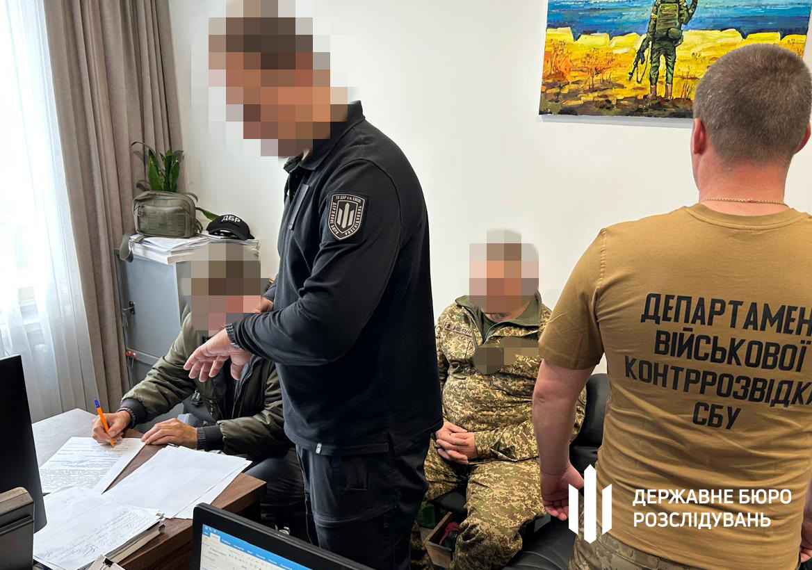Хроніки корупції в Нацгвардії: ДБР зупинило багаторічний "потік" грошей військових