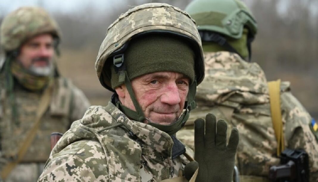 Міфи та правда про мобілізацію чоловіків та жінок 60+ в Україні