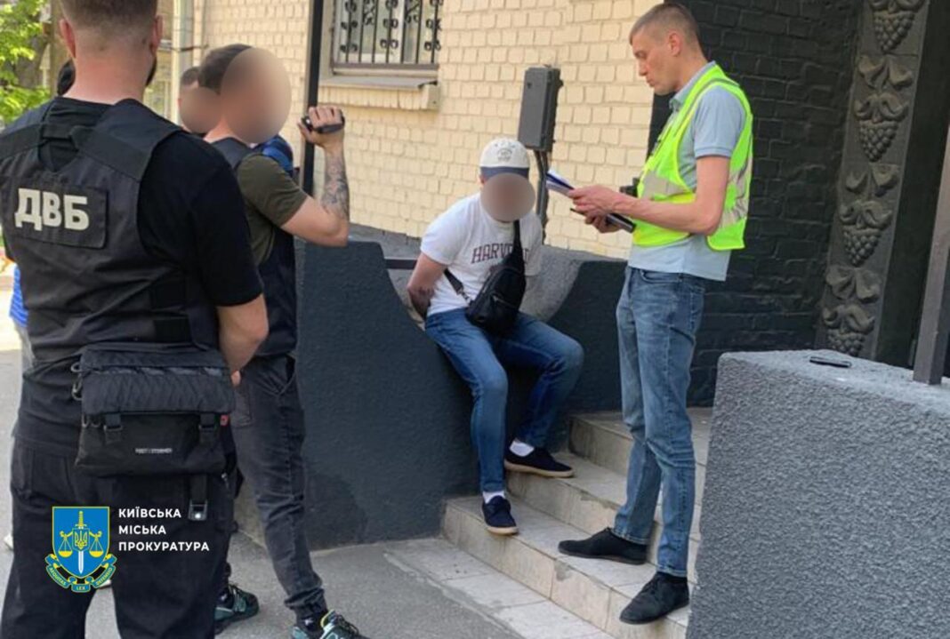 60 тисяч доларів за ілюзію свободи: як у Києві наживалися на ухилянтах
