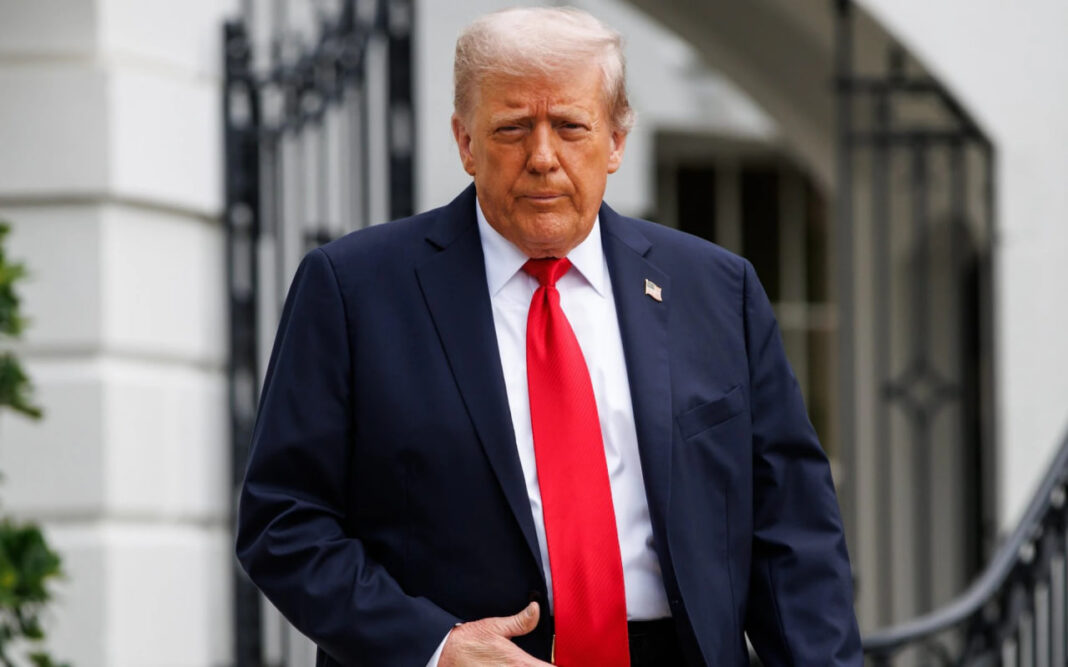 Нова стратегія Трампа: ЄС має запровадити 100% мита проти Китаю та Індії, щоб задушити економіку Путіна