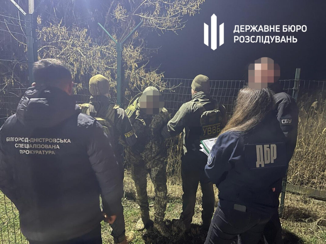 На Одещині прикордонника засудили на 2 роки за корупційний «транзит» чоловіків до Молдови