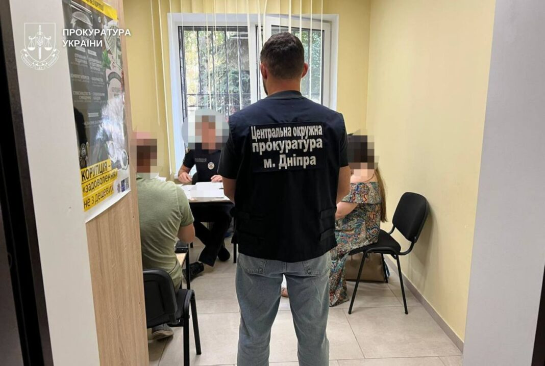 Заарештоване майно та суд: Посадовиця Дніпра попалася на 
