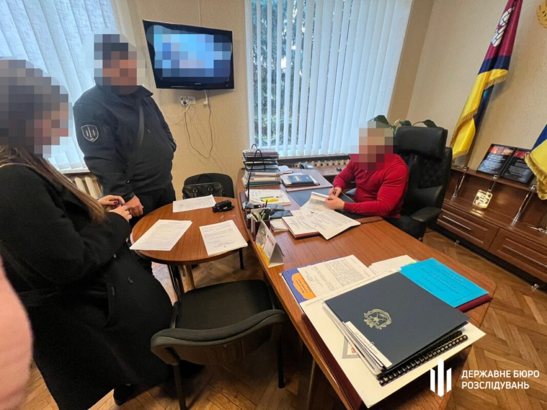 ДБР викрило корупціонера: Міський голова Первомайська «забув» задекларувати 5,3 млн грн