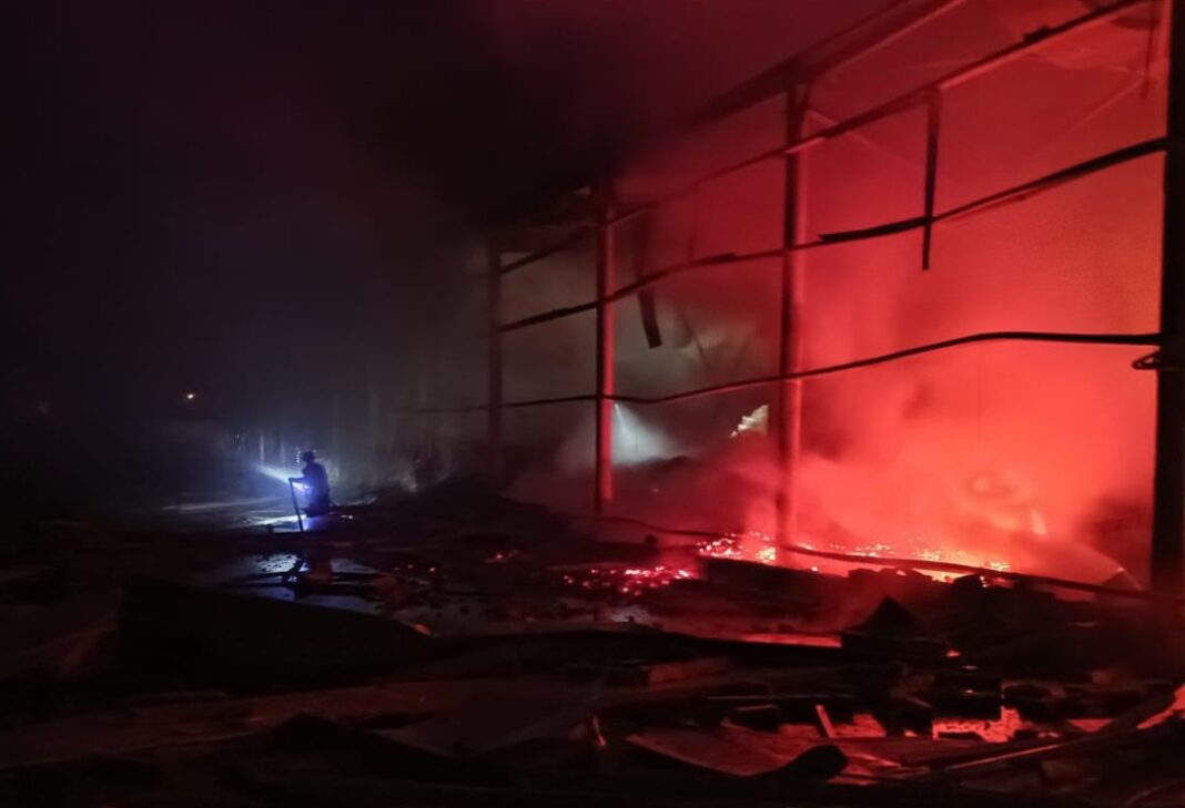 Енергетичний блекаут у тилу: Росія дронами вимкнула світло і воду в Подільську Енергетичний блекаут у тилу: Росія дронами вимкнула світло і воду в Подільську