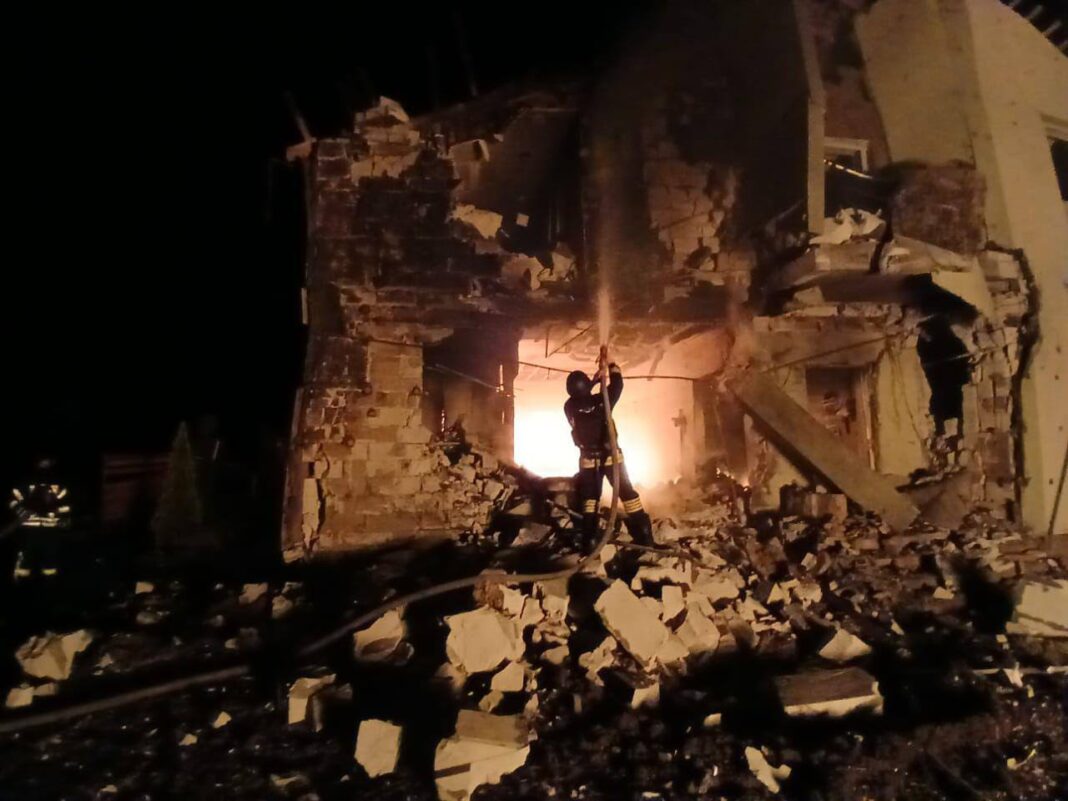 Київ-Захід: Росія била  Київ-Захід: Росія била