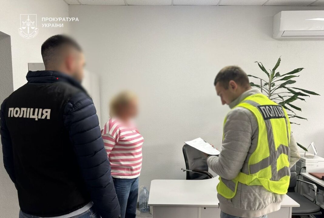 Афера на канцтоварах: Працівниця освіти та підприємець спіймані на розтраті півмільйона гривень Афера на канцтоварах: Працівниця освіти та підприємець спіймані на розтраті півмільйона гривень