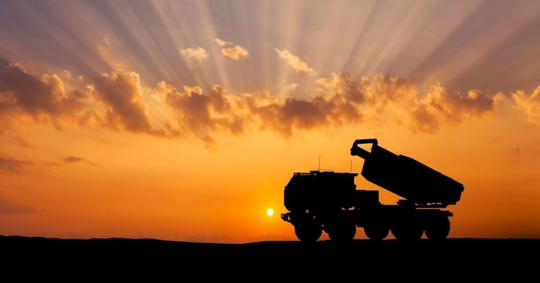 Через шатдаун у США призупинено збройну підтримку України