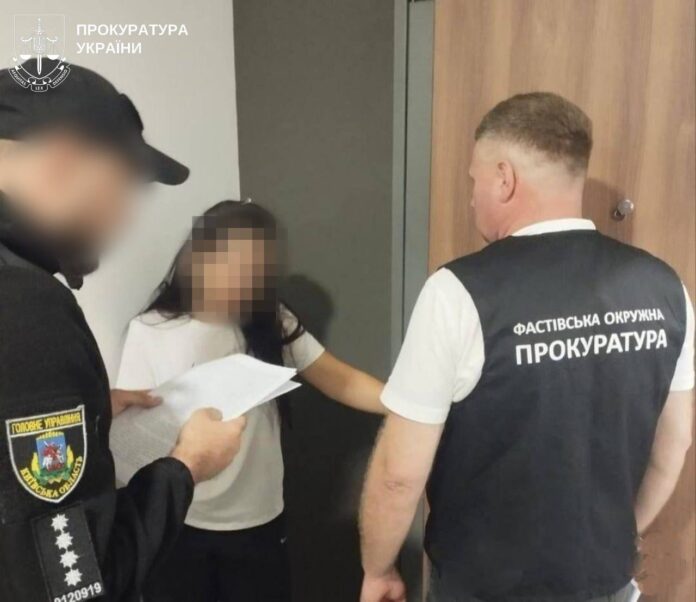 Наживалася на донатах під час війни: посадовиця благодійної організації розікрала майже 2 млн грн Наживалася на донатах під час війни: посадовиця благодійної організації розікрала майже 2 млн грн