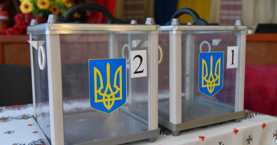 Демократія не по кишені: Україна офіційно визнала фінансову неспроможність провести вибори