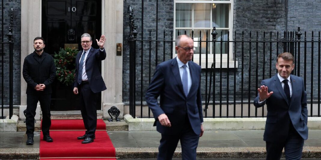 Україна погодилась відступити: Київ приймає демілітаризовану зону на Донбасі заради миру