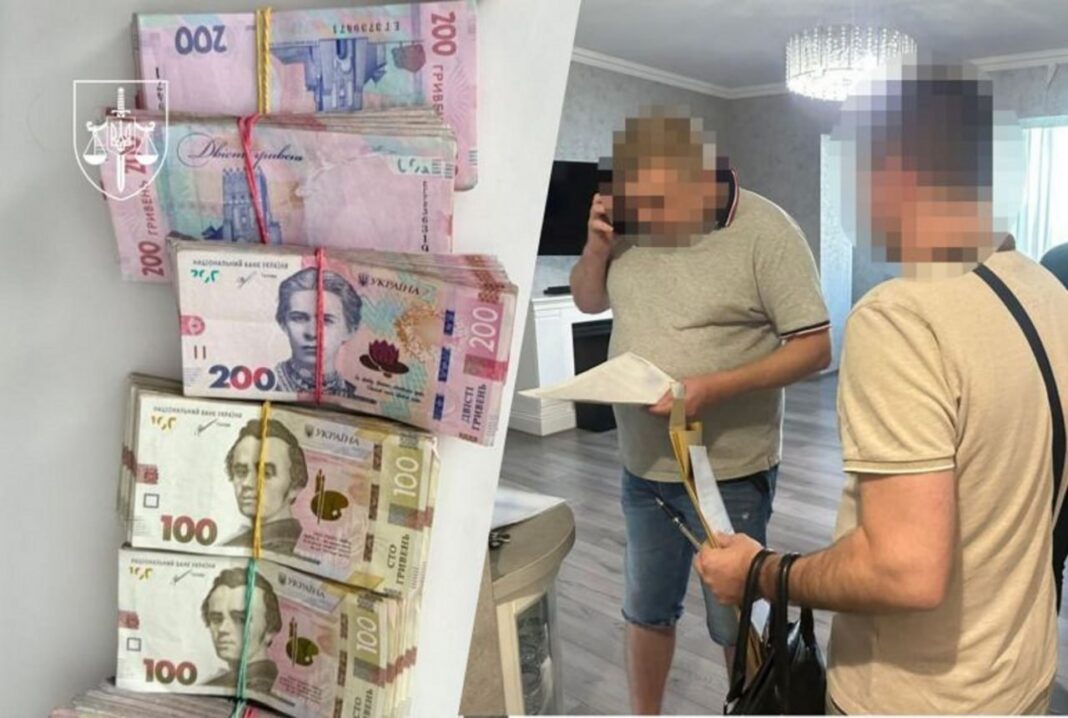 Гроші на крові: як чиновники Дніпра заробляли на розбитих вікнах після обстрілів